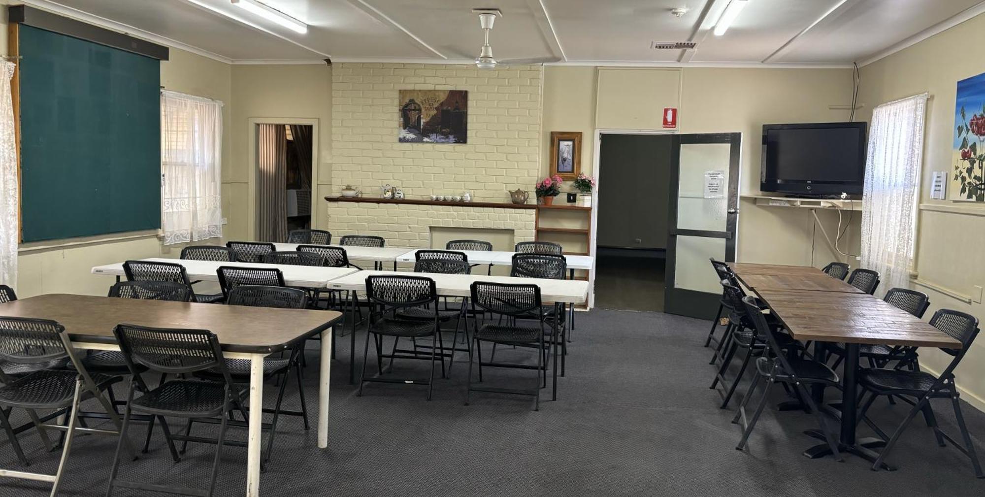 Broken Hill Tourist Lodge Bagian luar foto