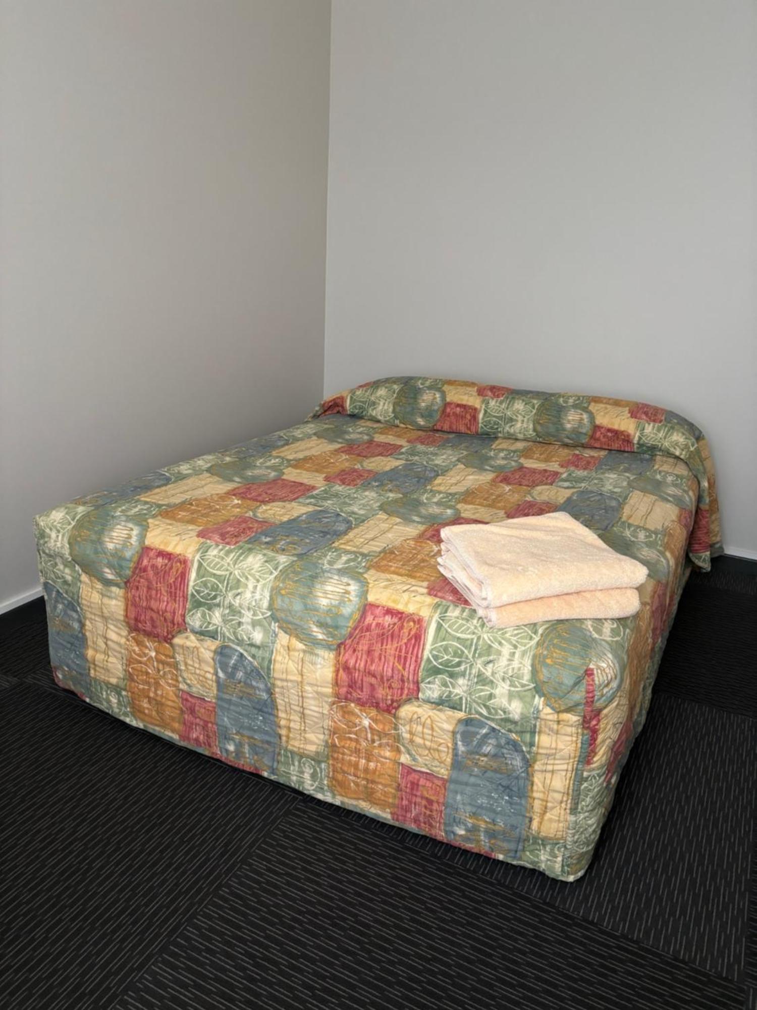 Broken Hill Tourist Lodge Bagian luar foto